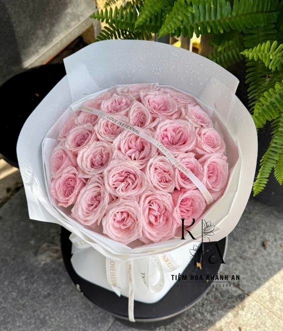 Bó hoa chúc mừng tone hồng tặng 20/10