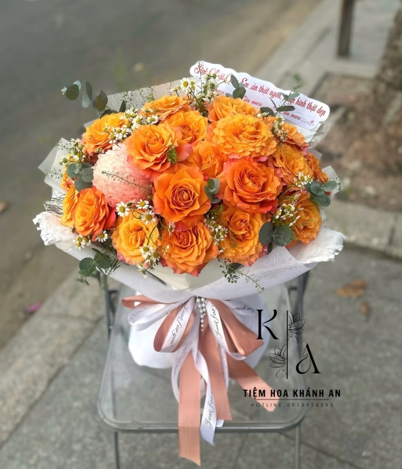 Bó Hoa tone cam chúc mừng 20/10