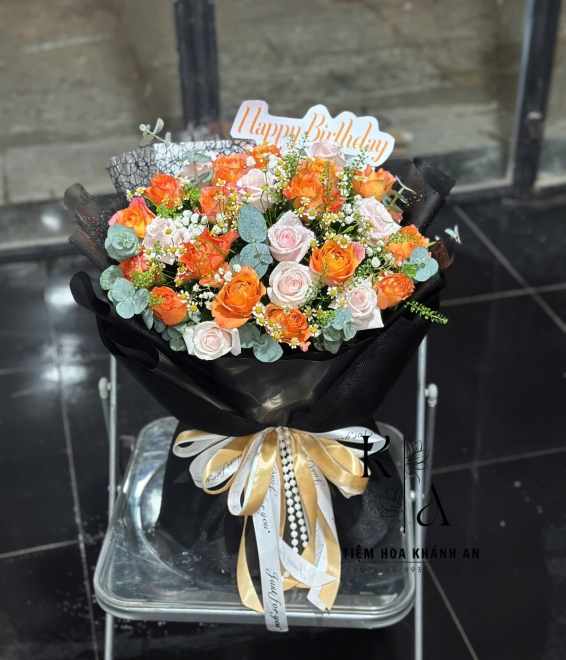 Bó hoa chúc mừng 20/10 ở biên hoà tone cam 