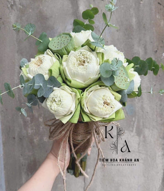 Hoa cưới bông sen xanh