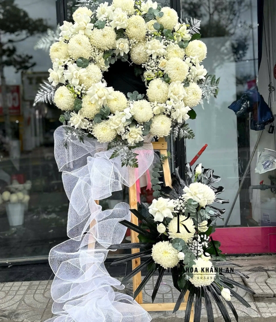 Kệ Hoa kính viếng mẫu 2 tầng đẹp 2025