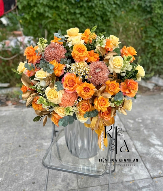 Giỏ hoa tone cam tặng 20/11