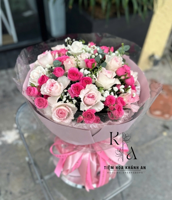 Bó hoa chúc mừng mix màu đẹp tại biên hòa