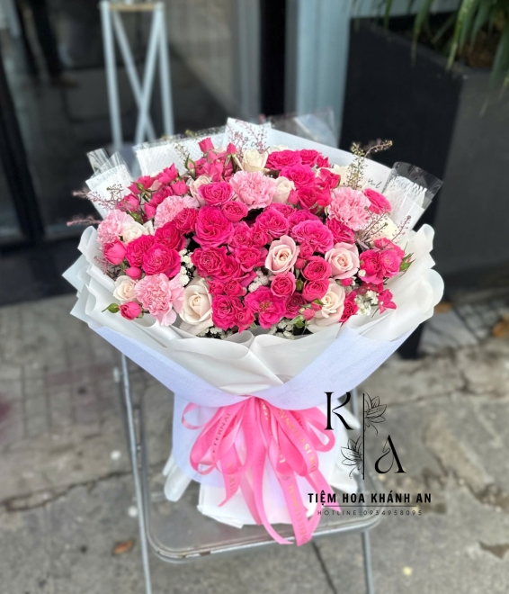 Bó hoa chúc mừng mix tặng tốt nghiệp ở biên hòa