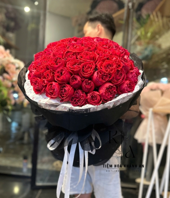 Bó hoa chúc mừng tone đỏ tặng ngày 14/2 tại Biên Hòa