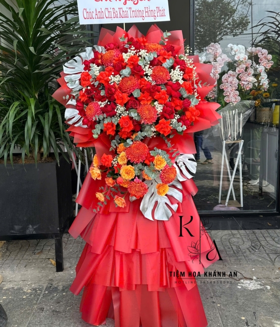 Kệ hoa khai trương tone đỏ tại biên hòa