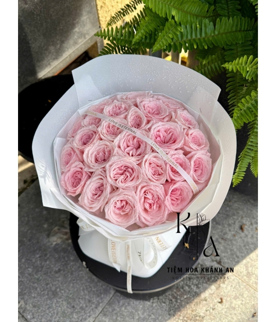 Bó hoa chúc mừng tone hồng tặng 20/10