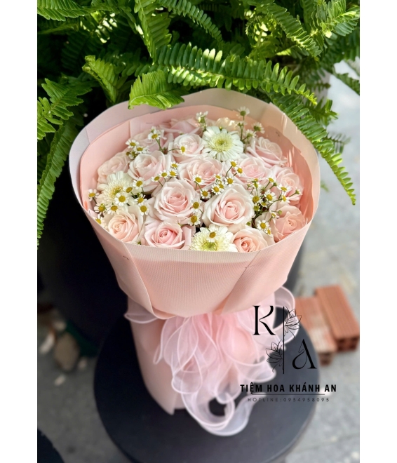Bó hoa chúc mừng tone hồng hot tặng 20/10 tặng vợ