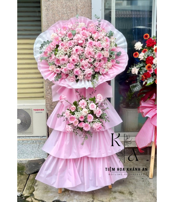 Kệ hoa chúc mừng hoa hồng