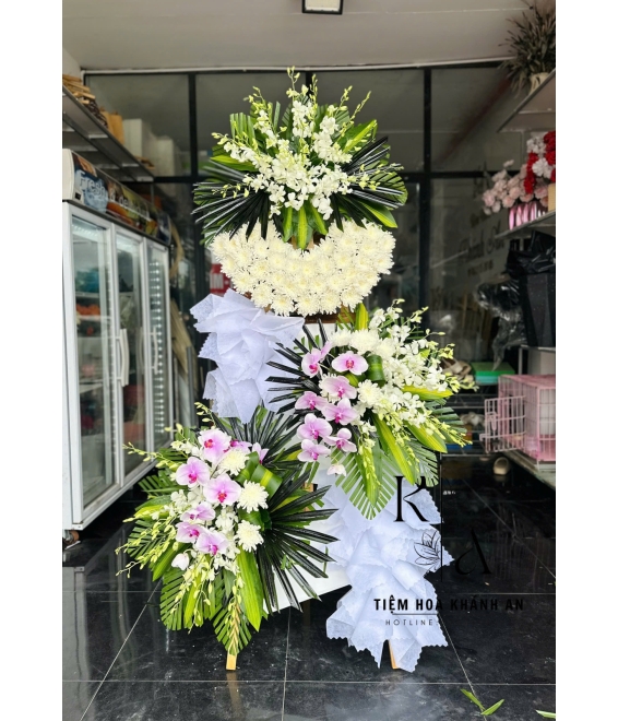 Hoa kính viếng ở biên hòa 3 tầng 