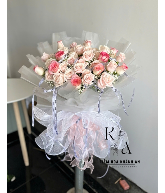 Mẫu bó hoa tươi chúc mừng siêu hot dễ thương tone hồng pastel