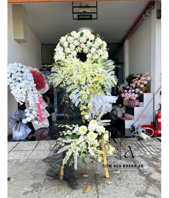 Kệ Hoa kính viếng sang trọng ở biên hòa